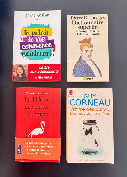 Lot de 4 livres poche — Desproges / Grannec / Corneau / Pasteau